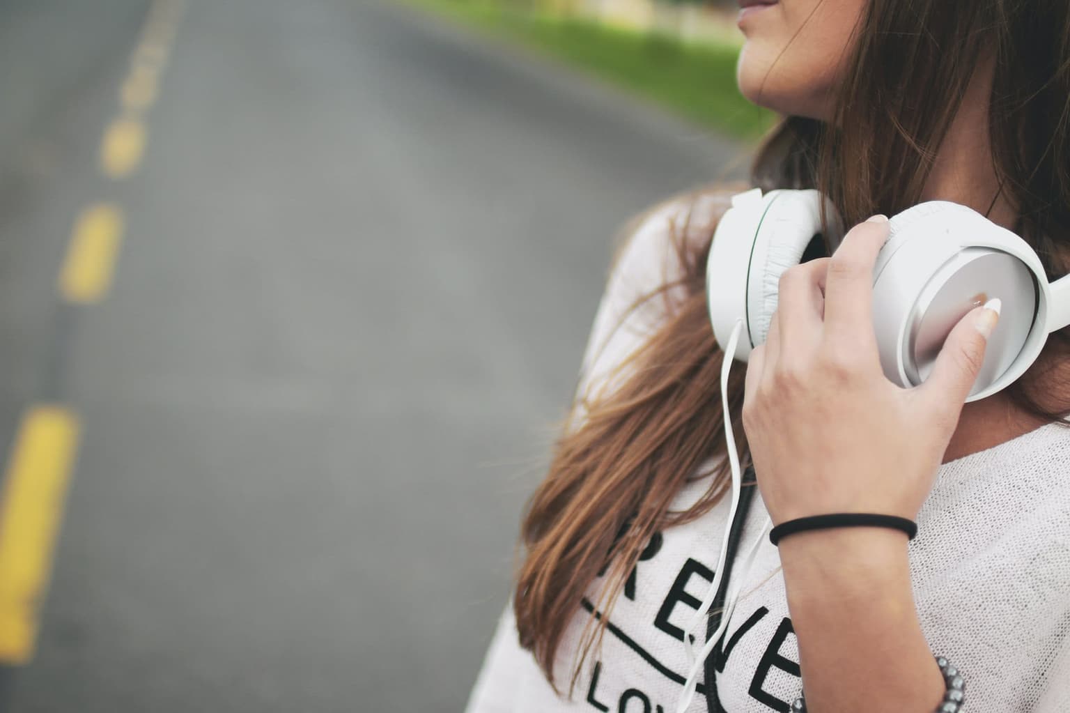 Cuffie ed auricolari: come scegliere? Una guida all’acquisto