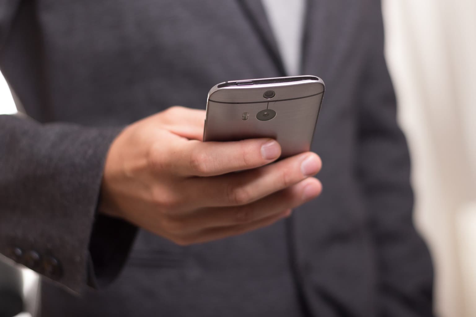 Controllare il PC tramite smartphone: guida all’uso